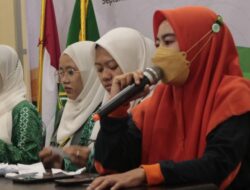 Anna Sugiarti Tanggapi Feminisme Pelajar Putri NU di Era Emansipasi Perempuan